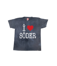 Load image into Gallery viewer, I &lt;3 Söder (baby tee)